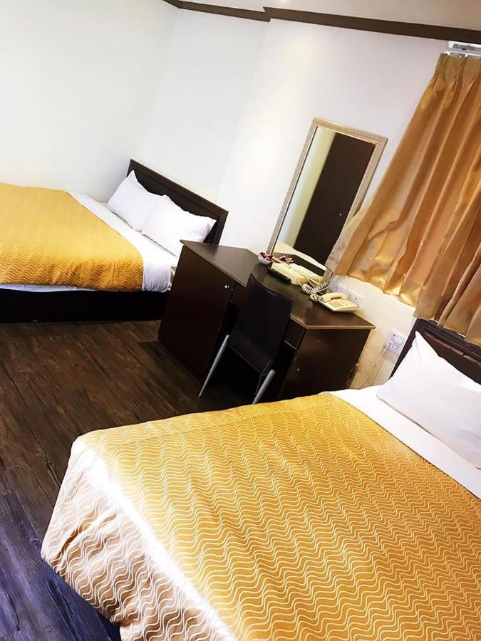 Holiday Business Hotel Taitung Экстерьер фото